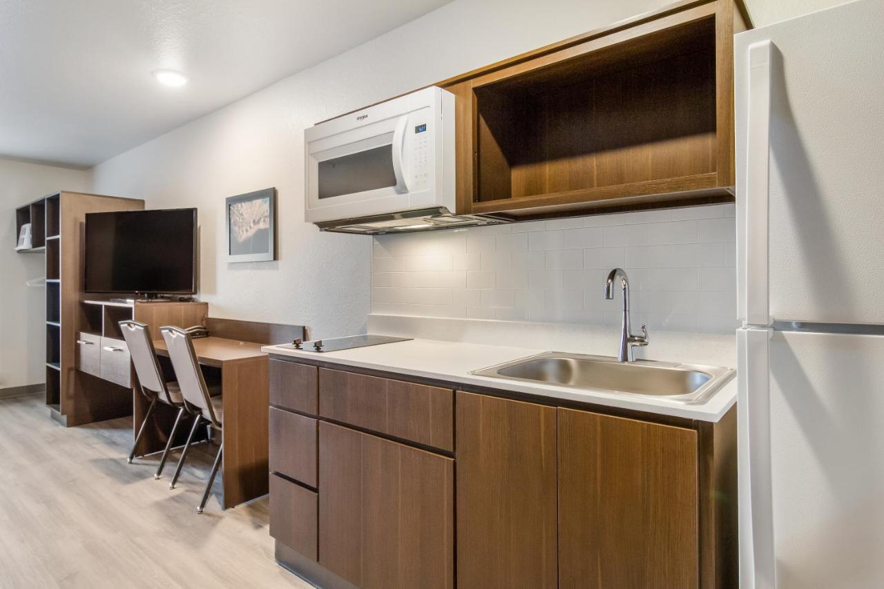 Woodspring Suites Detroit Sterling Heights Kültér fotó