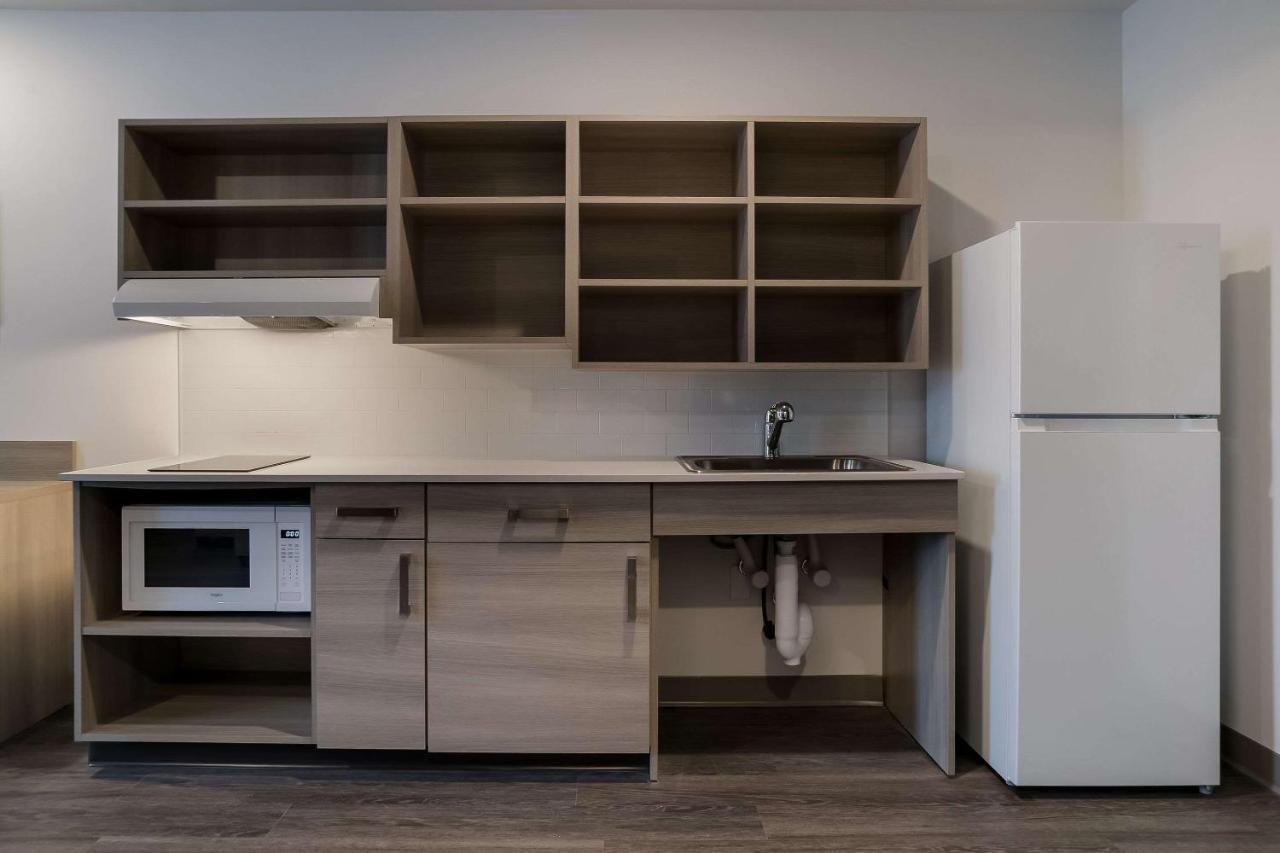 Woodspring Suites Detroit Sterling Heights Kültér fotó
