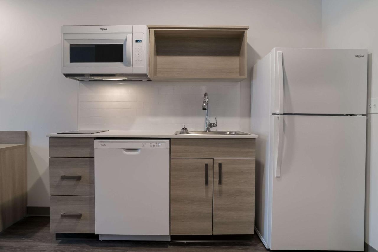 Woodspring Suites Detroit Sterling Heights Kültér fotó