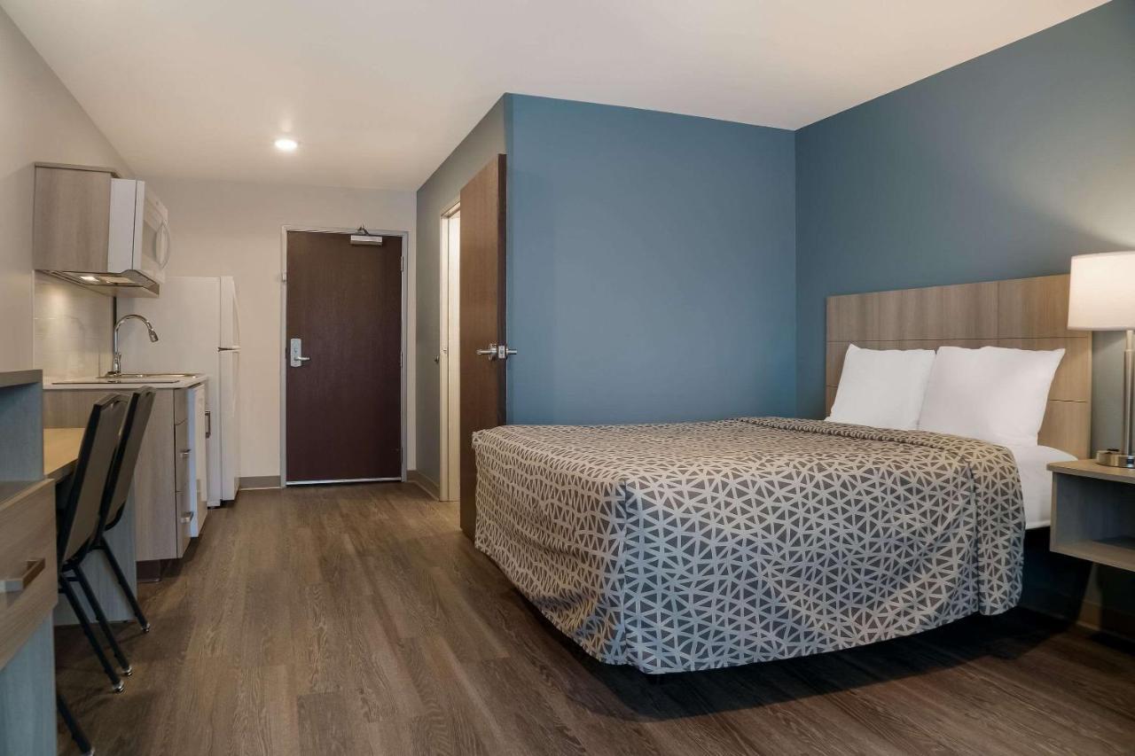 Woodspring Suites Detroit Sterling Heights Kültér fotó